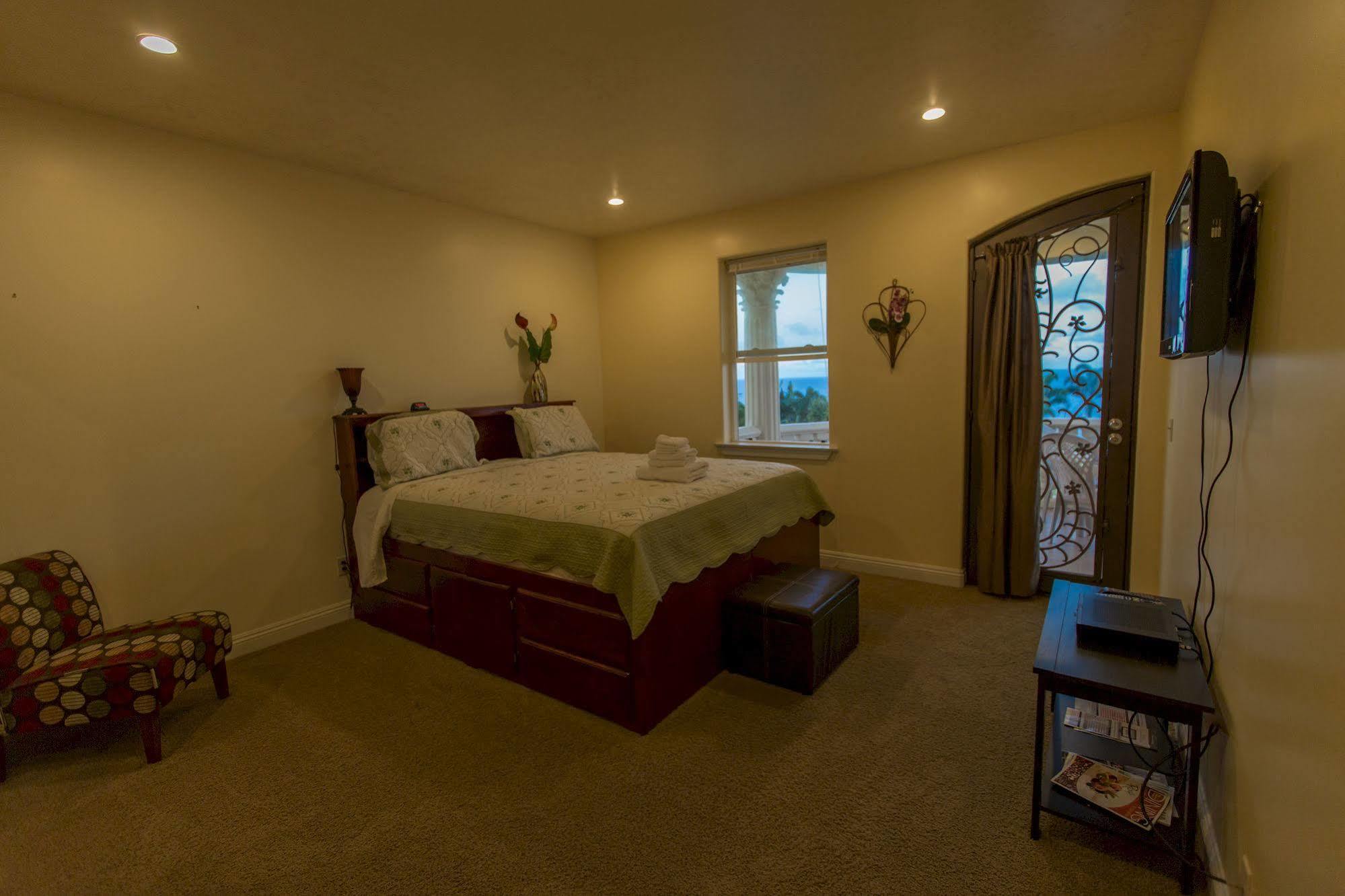 Oceanfront Vacation Rental Honomu Exterior foto